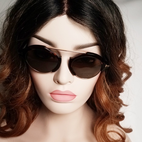 Tom Ford Tortoise Shell Sunglasses - Picture 8 of 8